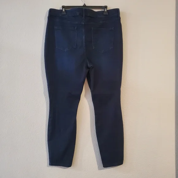 Nine West Dark Blue Women's Skinny Jeans - Picture 3 of 8
